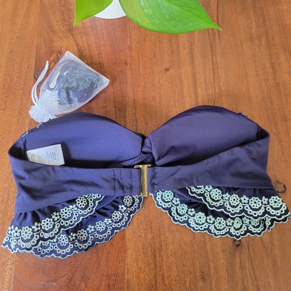 🌴NWT Studio Anne Cole bikini top! - Picture 3 of 4